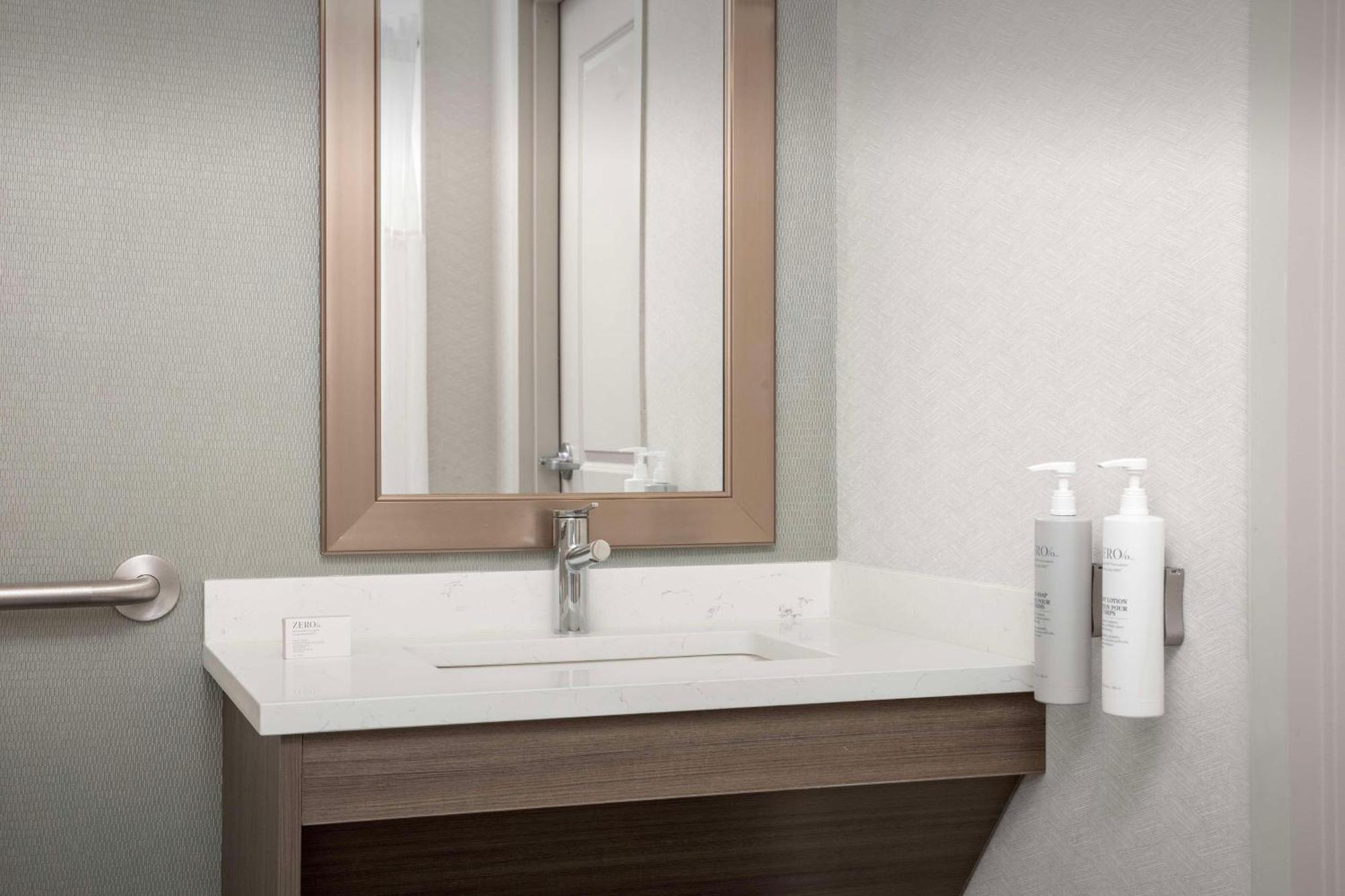Hilton Garden Inn Philadelphia-Fort Washington Εξωτερικό φωτογραφία