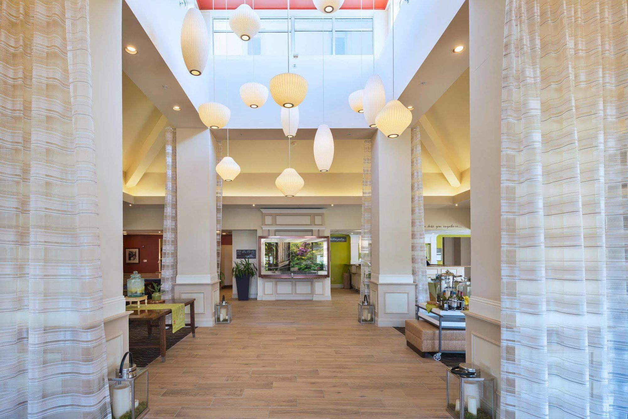 Hilton Garden Inn Philadelphia-Fort Washington Εξωτερικό φωτογραφία